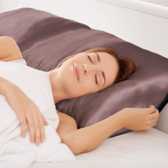 Silk Satin Pillowcases (2) - Picture 2 of 4